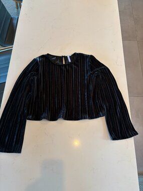 Good Luck Girl Girls M Black Velvet Ribbed Long Sleeve Crop Top Holiday Y2K